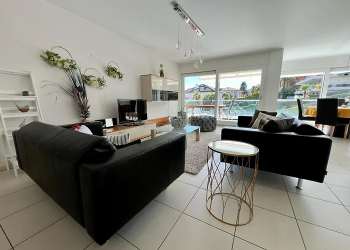 Monte Verita 10 B 아파트